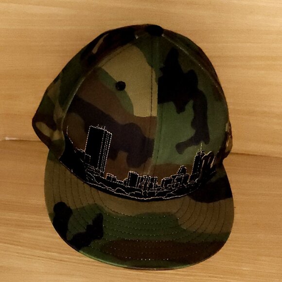 New Era Other - New Era Vintage Boston Red Sox Green Camouflage Velvet Embroidered Skyline Hat